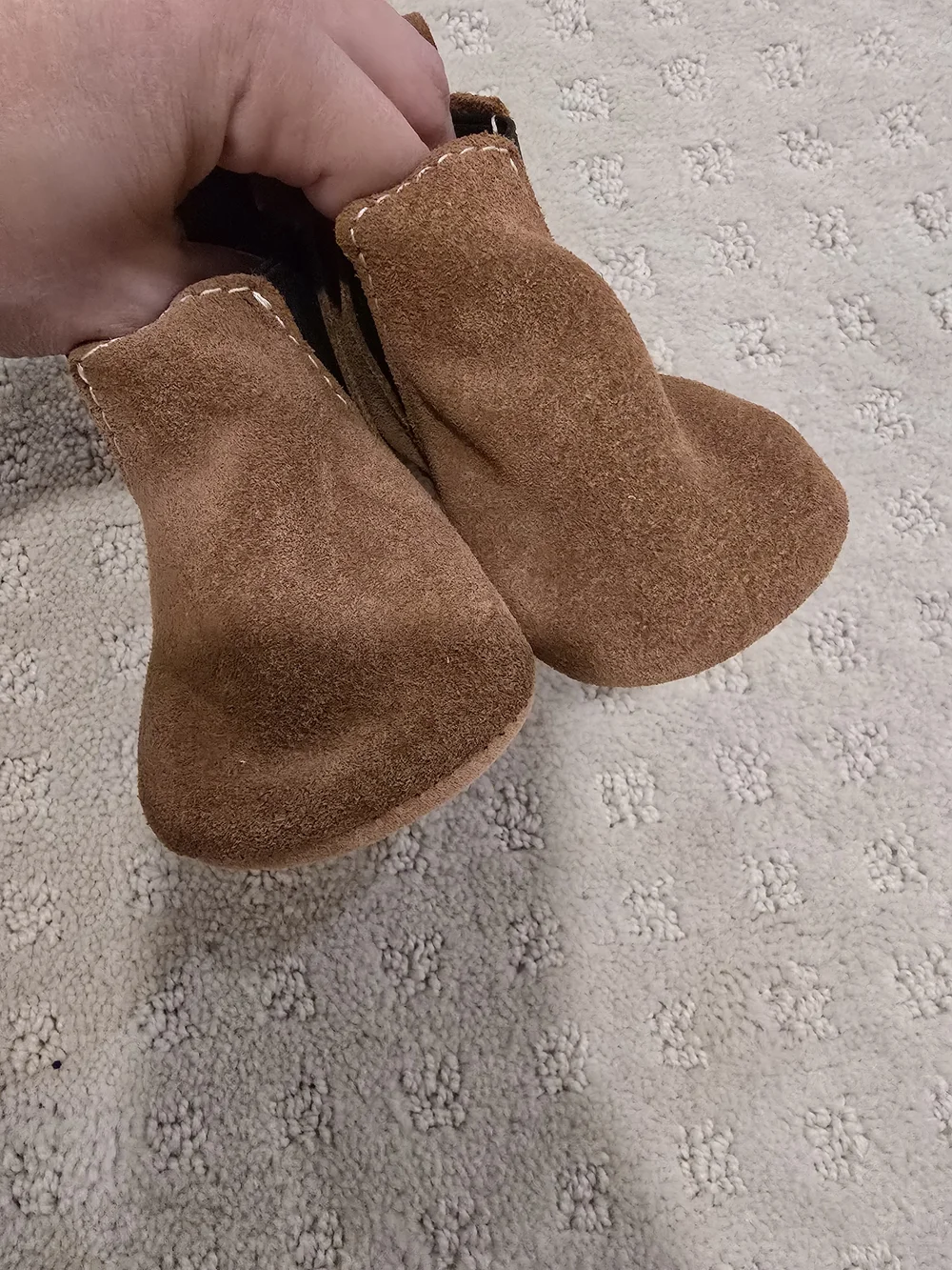 Freshly Picked Amber Suede Chelsea Baby Moccasins Sz. 3